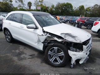 MERCEDES-BENZ MERCEDES-BENZ GLC 300