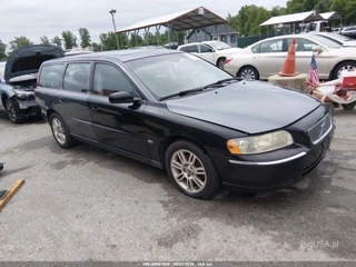 VOLVO VOLVO V70 2.4