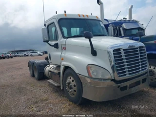 FREIGHTLINER FREIGHTLINER CASCADIA 125