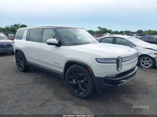 RIVIAN RIVIAN R1S ADVENTURE DUAL MOTOR LARGE PACK/ADVENTURE DUAL MOTOR PERF LARGE PACK
