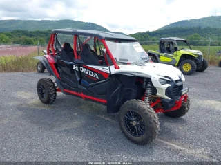HONDA HONDA SXS1000 S4X