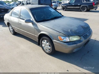 TOYOTA TOYOTA CAMRY CE