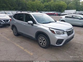 SUBARU SUBARU FORESTER PREMIUM