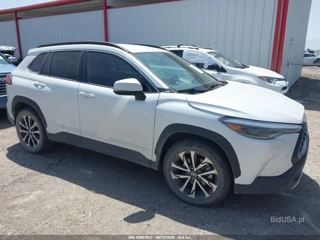 TOYOTA TOYOTA COROLLA CROSS XLE