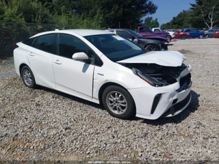 TOYOTA TOYOTA PRIUS LE