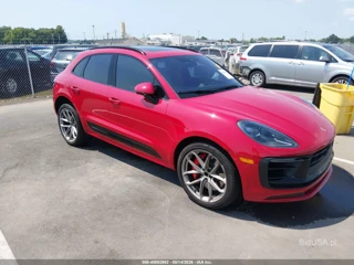 PORSCHE PORSCHE MACAN GTS