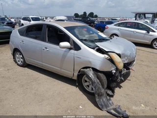 TOYOTA TOYOTA PRIUS