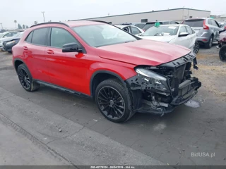 MERCEDES-BENZ MERCEDES-BENZ GLA 250 4MATIC