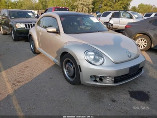 VOLKSWAGEN VOLKSWAGEN BEETLE 2.5L