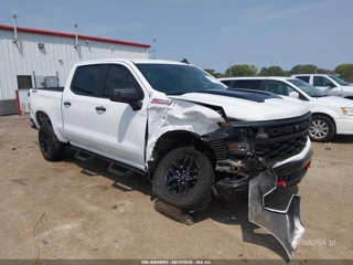 CHEVROLET CHEVROLET SILVERADO 1500 4WD  SHORT BED CUSTOM TRAIL BOSS