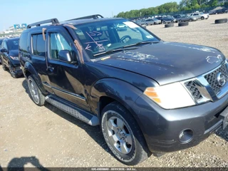 NISSAN NISSAN PATHFINDER SILVER