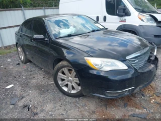 CHRYSLER CHRYSLER 200 LX