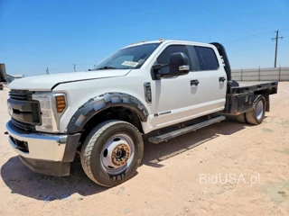 FORD F550 SUPER DUTY