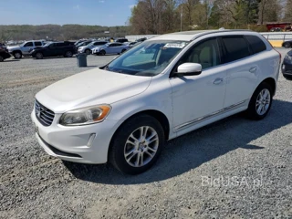 VOLVO XC60 T5 PREMIER