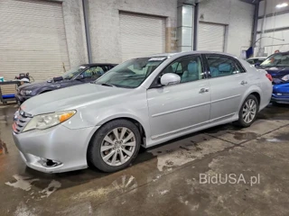 TOYOTA AVALON LIMITED