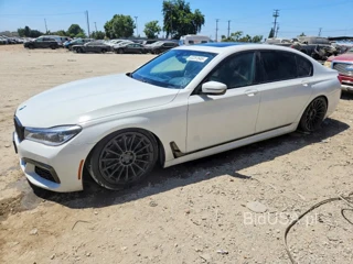 BMW 750 XI