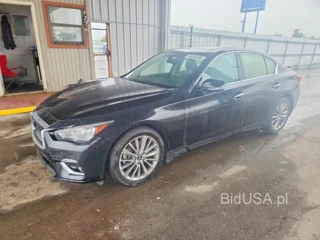 INFINITI Q50 LUXE