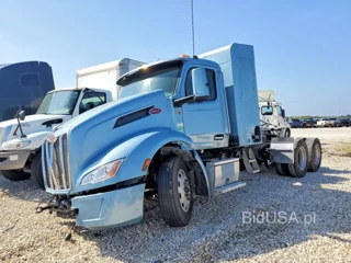 PETERBILT 579