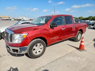 NISSAN TITAN S