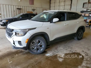 KIA SELTOS LX