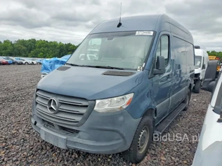 MERCEDES-BENZ SPRINTER 2500