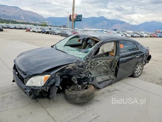 TOYOTA AVALON LIMITED