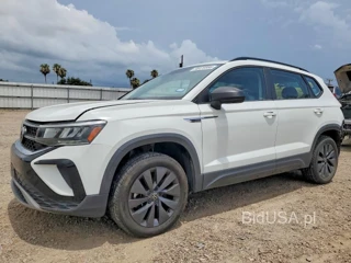 VOLKSWAGEN TAOS SE BLACK
