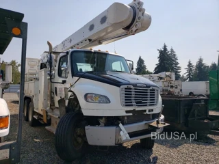 FREIGHTLINER M2 106 MEDIUM DUTY