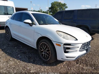 PORSCHE PORSCHE MACAN TURBO