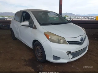 TOYOTA TOYOTA YARIS LE
