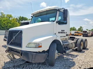 VOLVO VNM