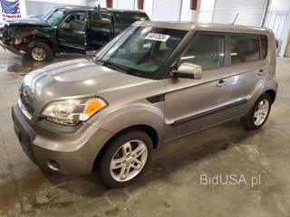 KIA SOUL +