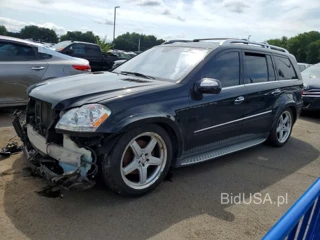MERCEDES-BENZ GL 550 4MATIC