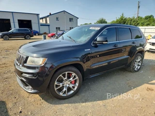 JEEP GRAND CHEROKEE SRT-8