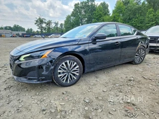 NISSAN ALTIMA SV