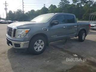 NISSAN TITAN S
