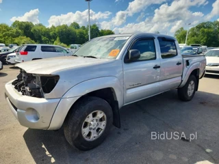 TOYOTA TACOMA V6