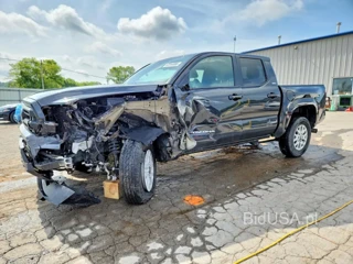 TOYOTA TACOMA SR5