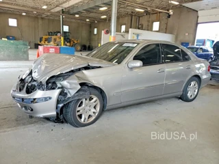 MERCEDES-BENZ E 320