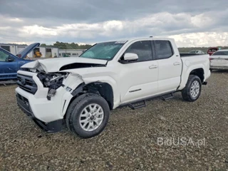 TOYOTA TACOMA SR5