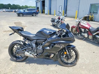 YAMAHA YZFR7