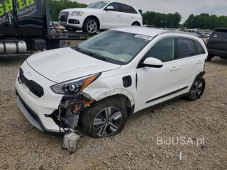 KIA NIRO LXS