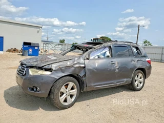TOYOTA HIGHLANDER LIMITED
