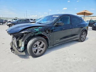 FORD MUSTANG MACH-E PREMIUM