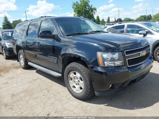 CHEVROLET CHEVROLET SUBURBAN LT
