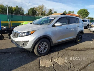 KIA SPORTAGE LX