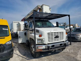 CHEVROLET C7500 C7C042