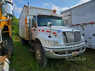 INTERNATIONAL 4000 4400