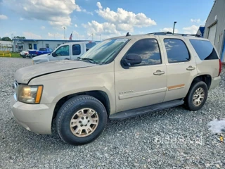 CHEVROLET TAHOE C1500 LT