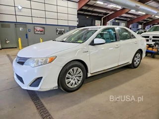 TOYOTA CAMRY HYBRID LE